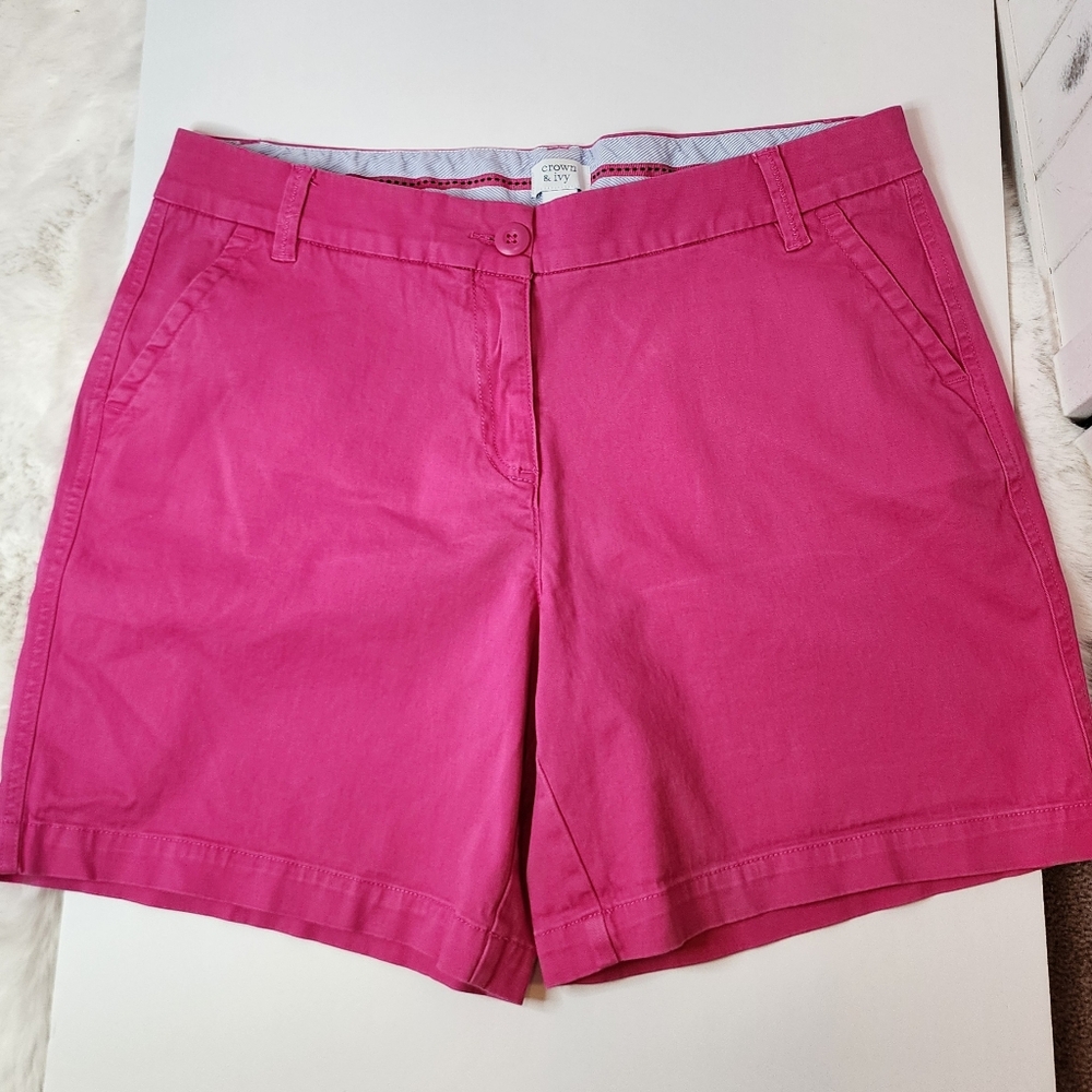 Crown & Ivy Caroline Shorts- 7" Inseam